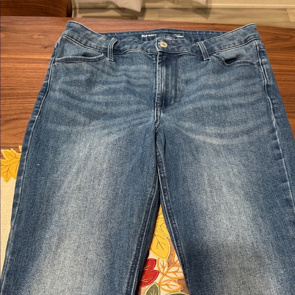 Old Navy jeans - Picture 2 of 4